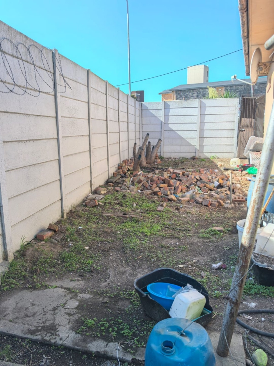3 Bedroom Property for Sale in Sidwell Eastern Cape